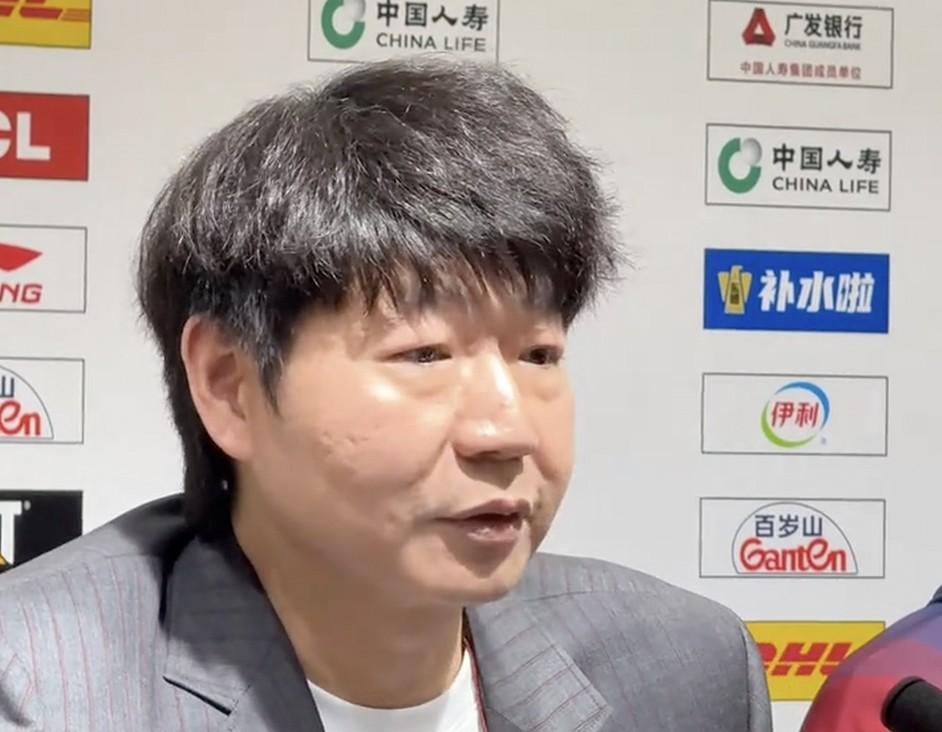 火狐电竞登录入口-邱彪：对不起球迷的支持，希望大家包容这些拼尽全力的球员们